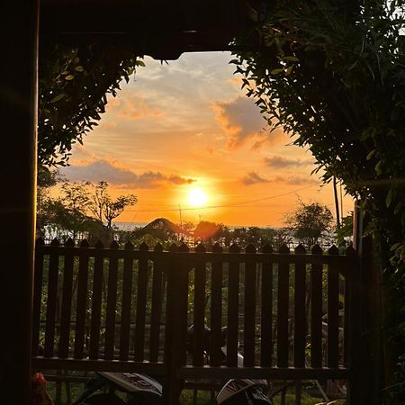 Готель Al-Shifa Healing House Lombok Гілі-Аїр Екстер'єр фото