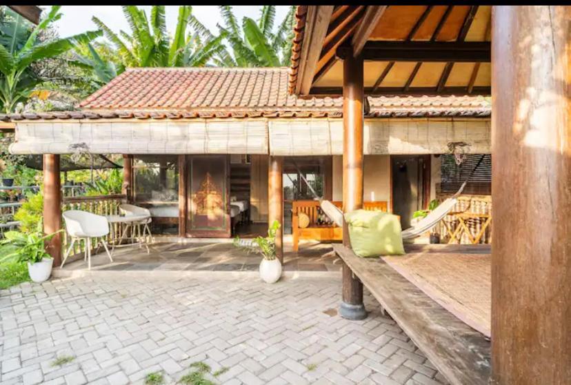 Готель Al-Shifa Healing House Lombok Гілі-Аїр Екстер'єр фото