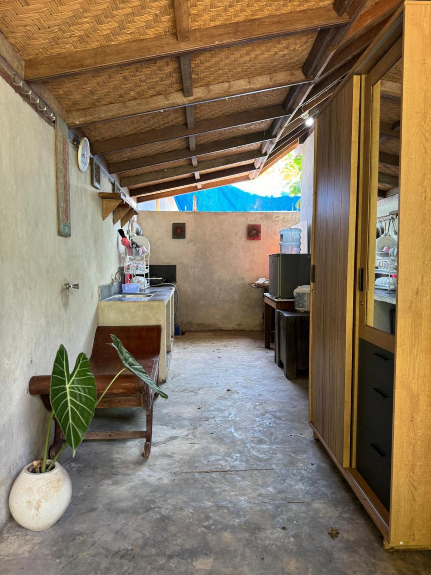 Готель Al-Shifa Healing House Lombok Гілі-Аїр Екстер'єр фото