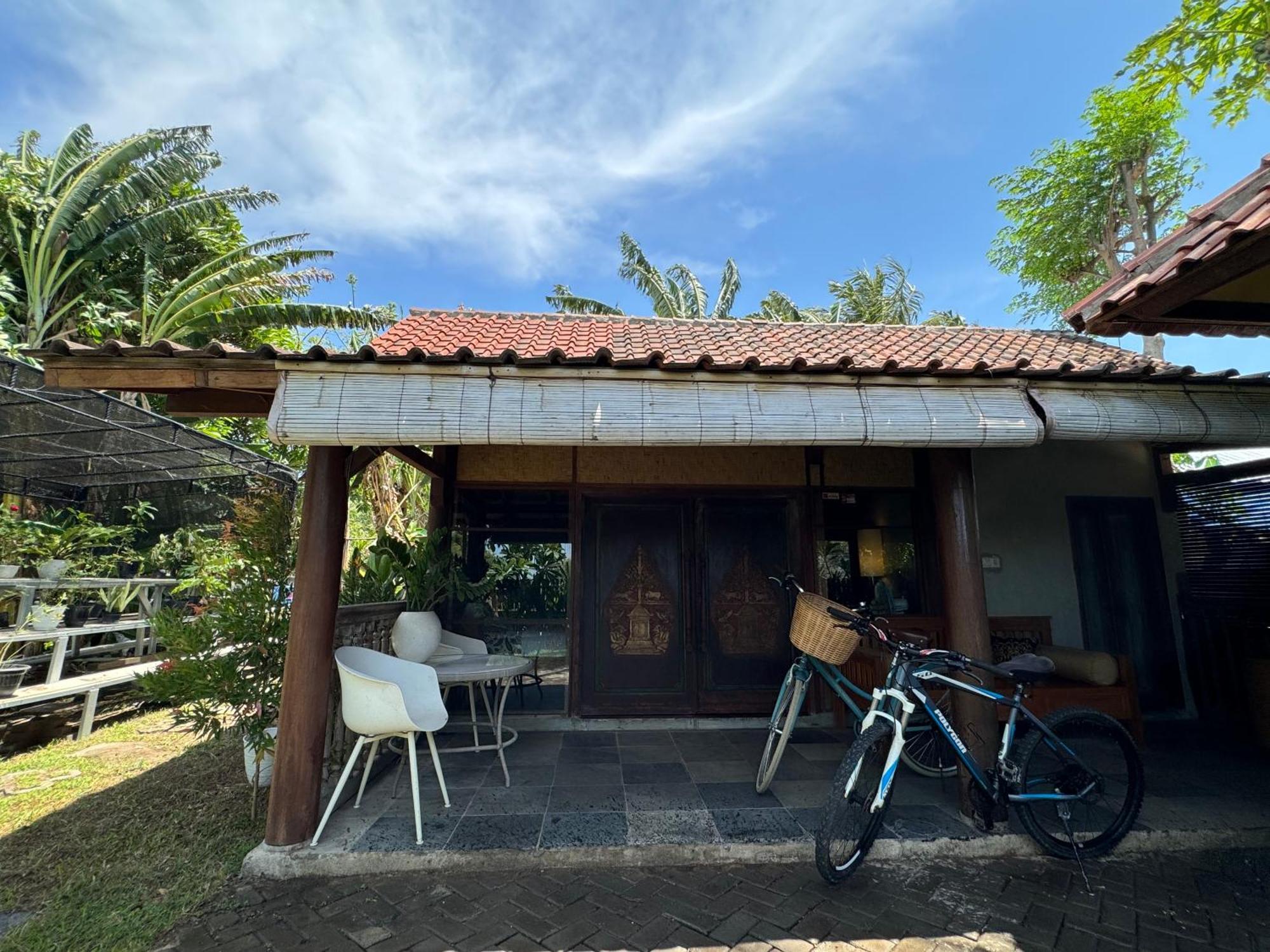 Готель Al-Shifa Healing House Lombok Гілі-Аїр Екстер'єр фото