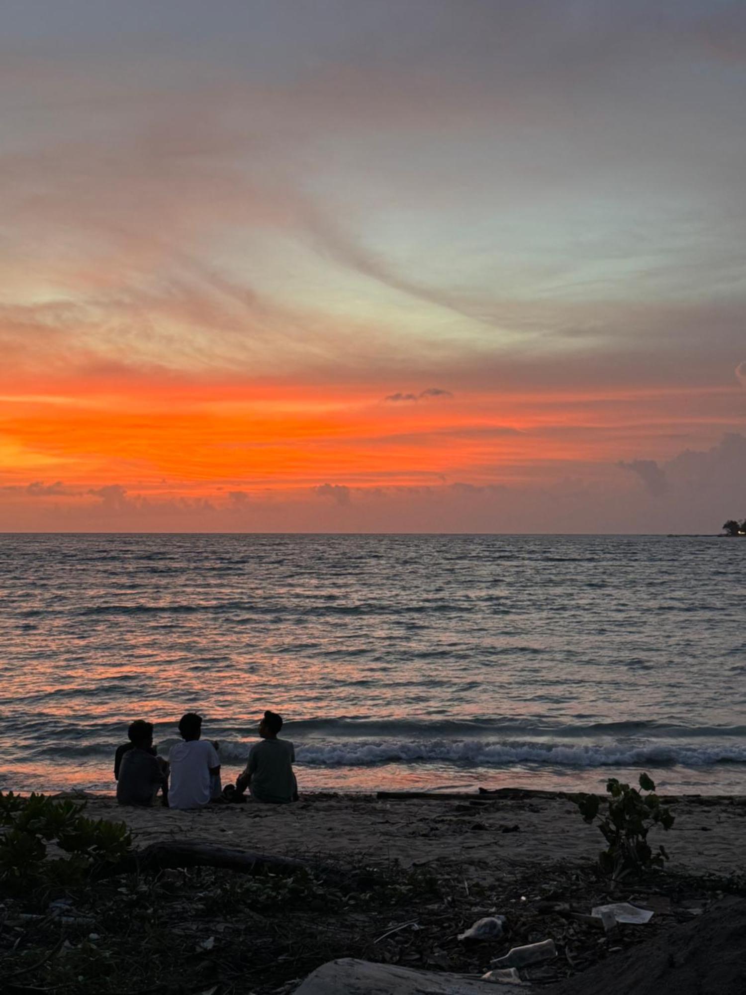 Готель Al-Shifa Healing House Lombok Гілі-Аїр Екстер'єр фото